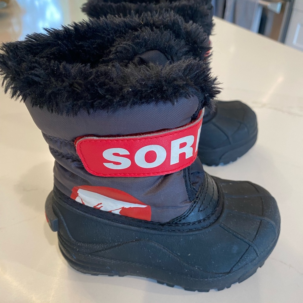 Sorel Toddler Snow Boots Size 8